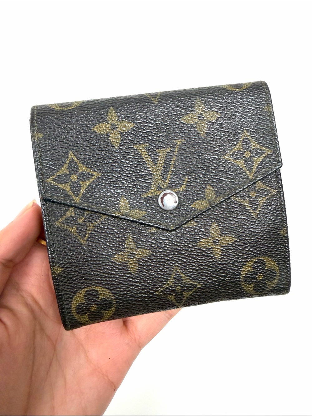 Authentic Louis Vuitton Compact Elise Monogram Double Sided Snap Walle